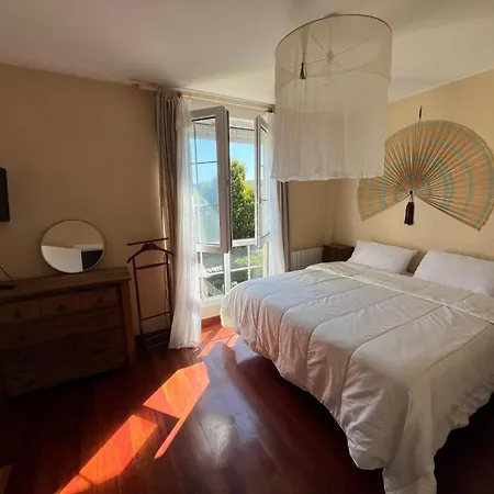 Cecilia Apartment *