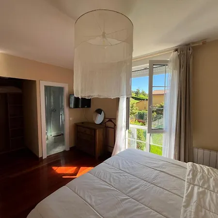 Cecilia コミージャス